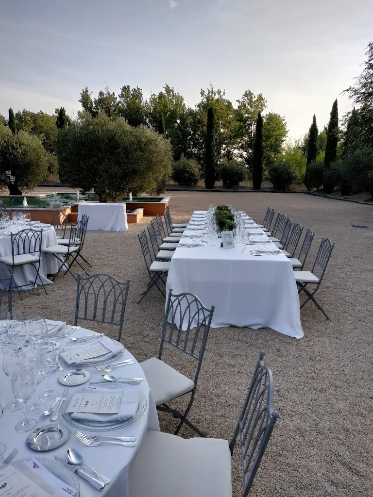 Restaurante La Villa del Mentidero restaurant in Valdeolmos-Alalpardo