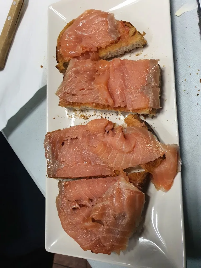 Menu_Bar La Torre_Valverde de Alcalá_image_2