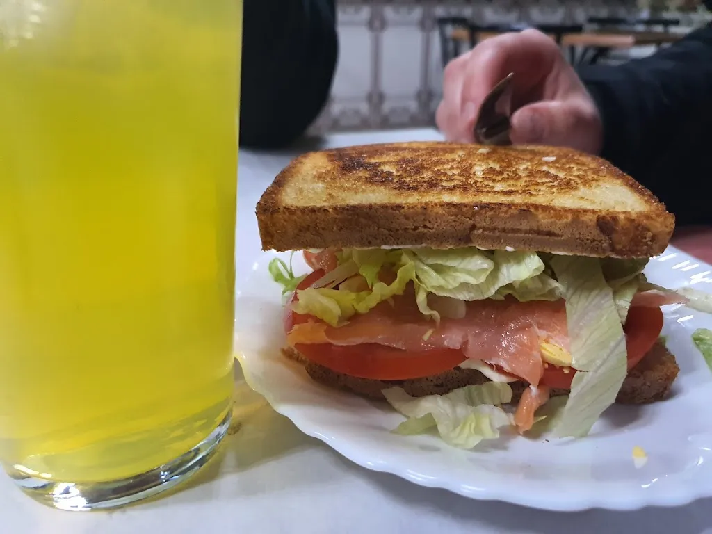 Menu_Bar La Torre_Valverde de Alcalá_image_6