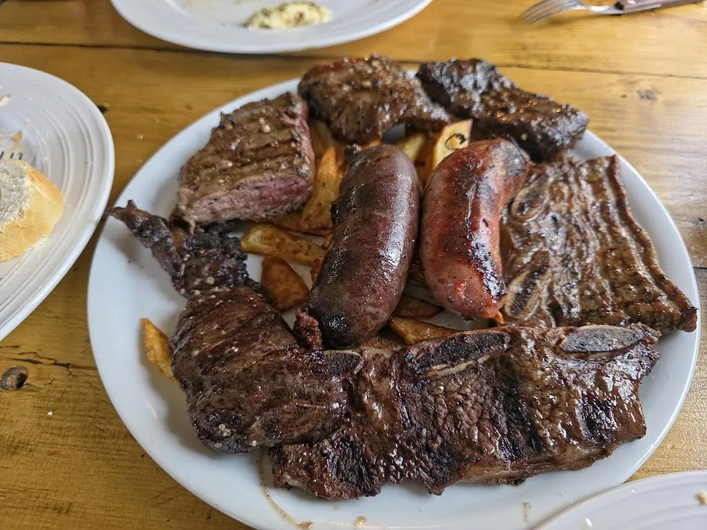 Restaurante Parrilla Argentina, Carbón y Tinto_Valverde de Alcalá_slider_image_2