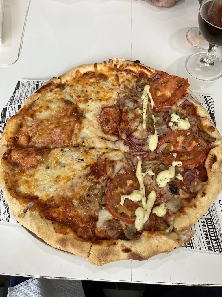 Manuel Vinas Rodriguez_Ventura & Jones_Venturada_review