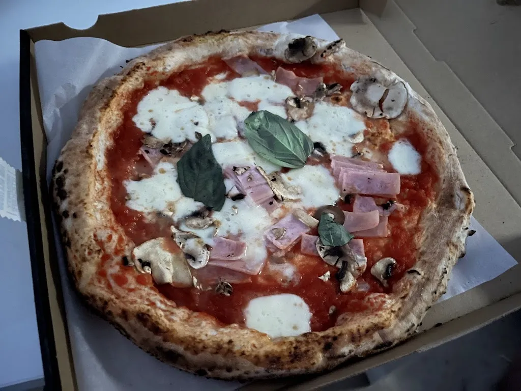 Pavel Endrle_Grosso Napoletano_Villa de Vallecas_review