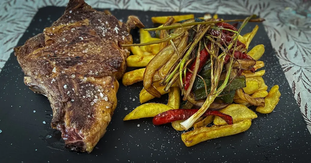 Eva Ma Merino Garcia_Ca Marieta_Penàguila_review