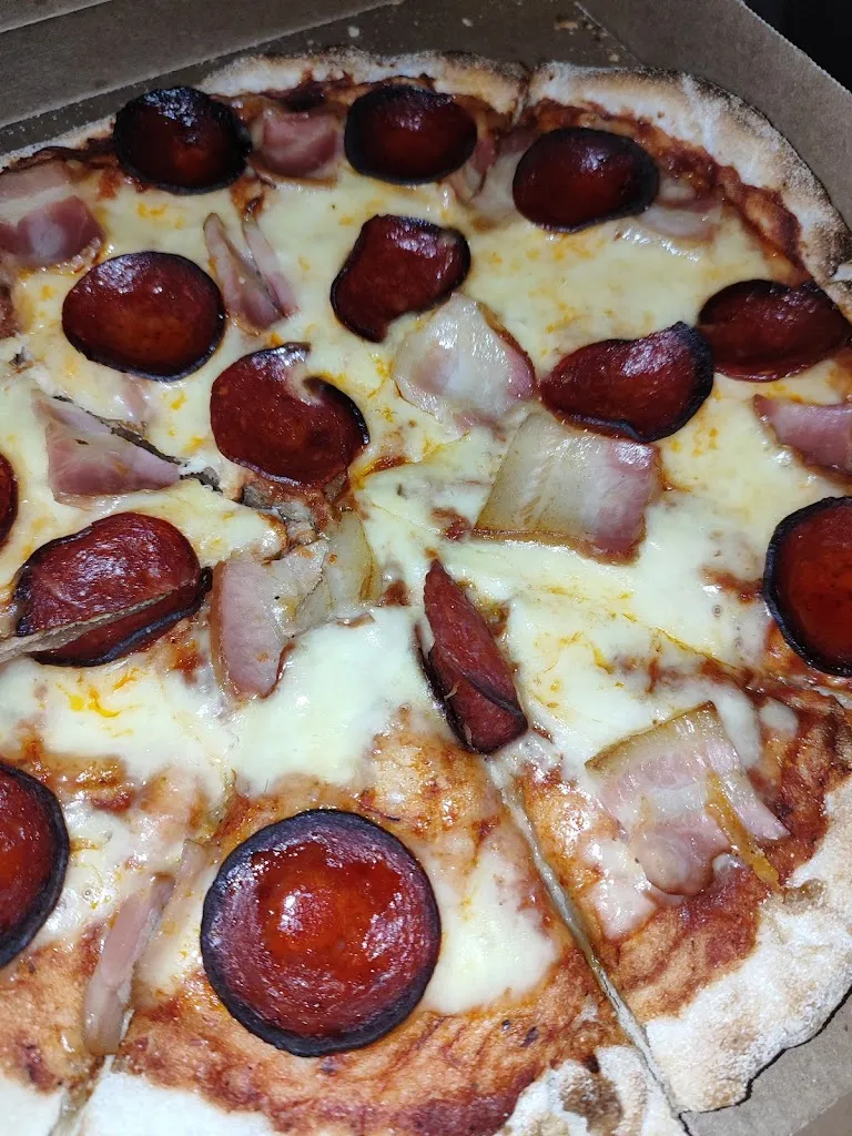 pilar martinez_Della Grotta Streetfood_Villaconejos_review