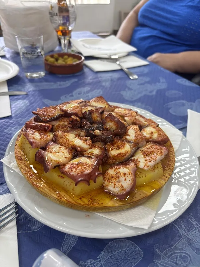 Secretario APOVER_Restaurante Cocedero de Marisco Emiliano_Villalbilla_review