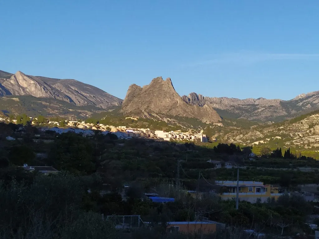 Naďa_Venta del Seguró_Penàguila_review