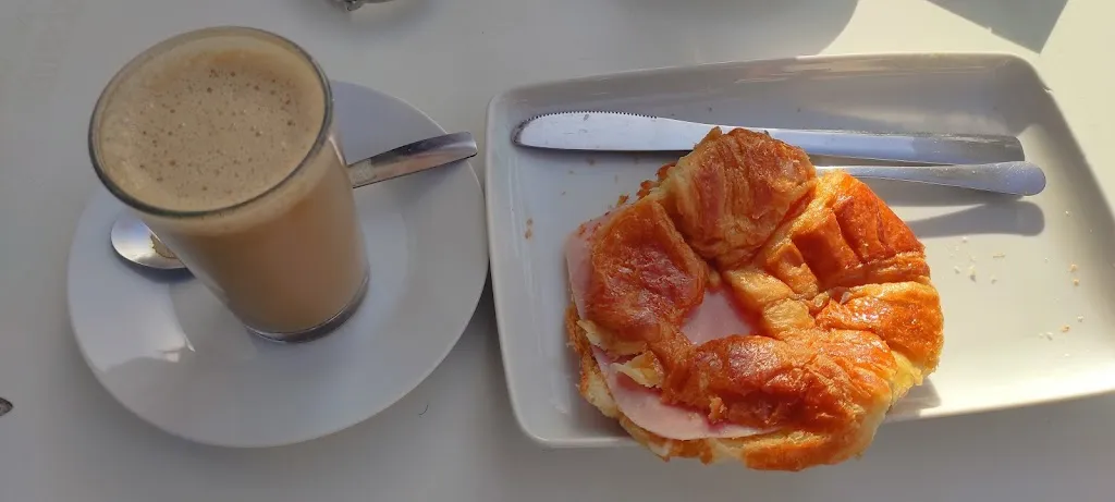 Menu_Cafeteria & Bar La Plaza(admin Loterias)_Villanueva de Perales_image_2