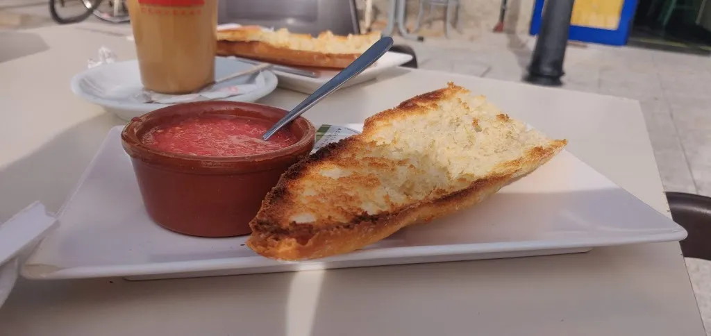 Cafeteria & Bar La Plaza(admin Loterias)_Villanueva de Perales_slider_image_3