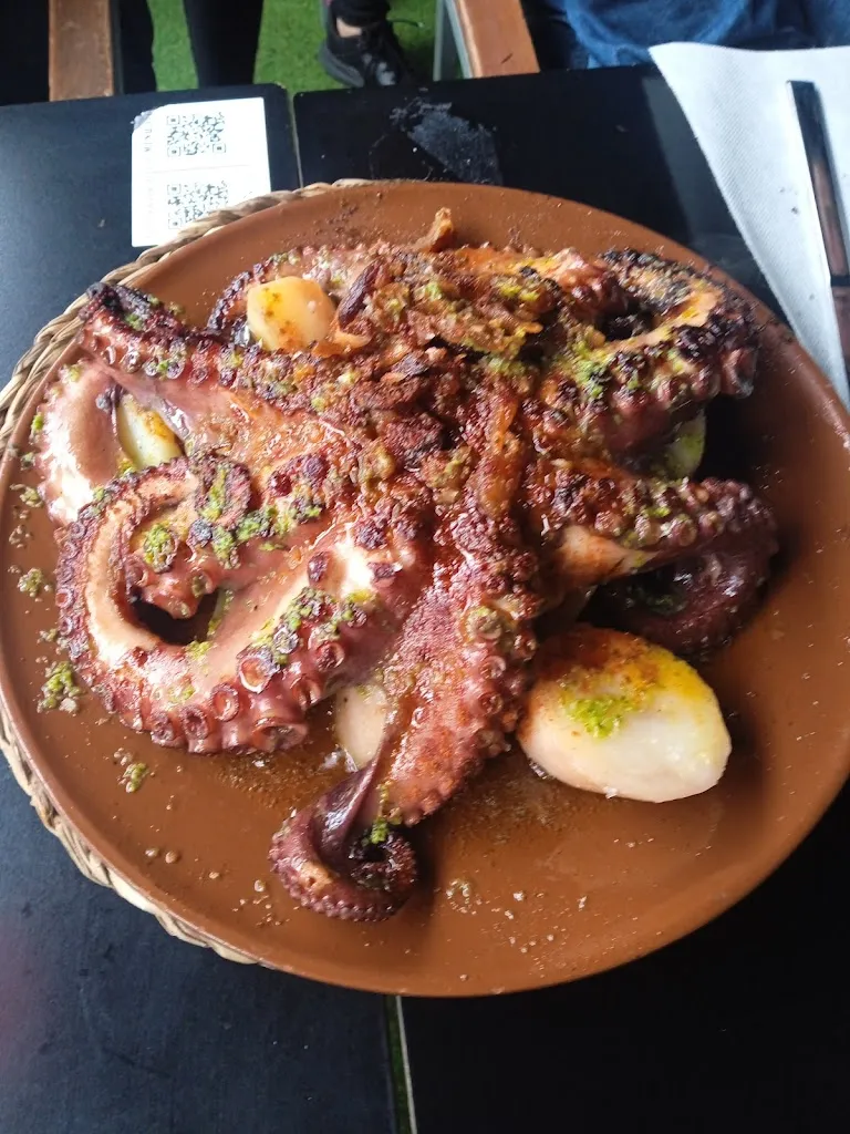 Menu_Restaurante Qarnal · Carnes · Paellas · Take away · En Villaviciosa de Odón_Villaviciosa de Odón_image_7