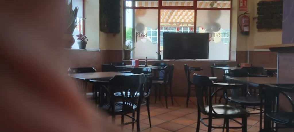 MANU GONZALEZ_Dago_Velilla de San Antonio_review