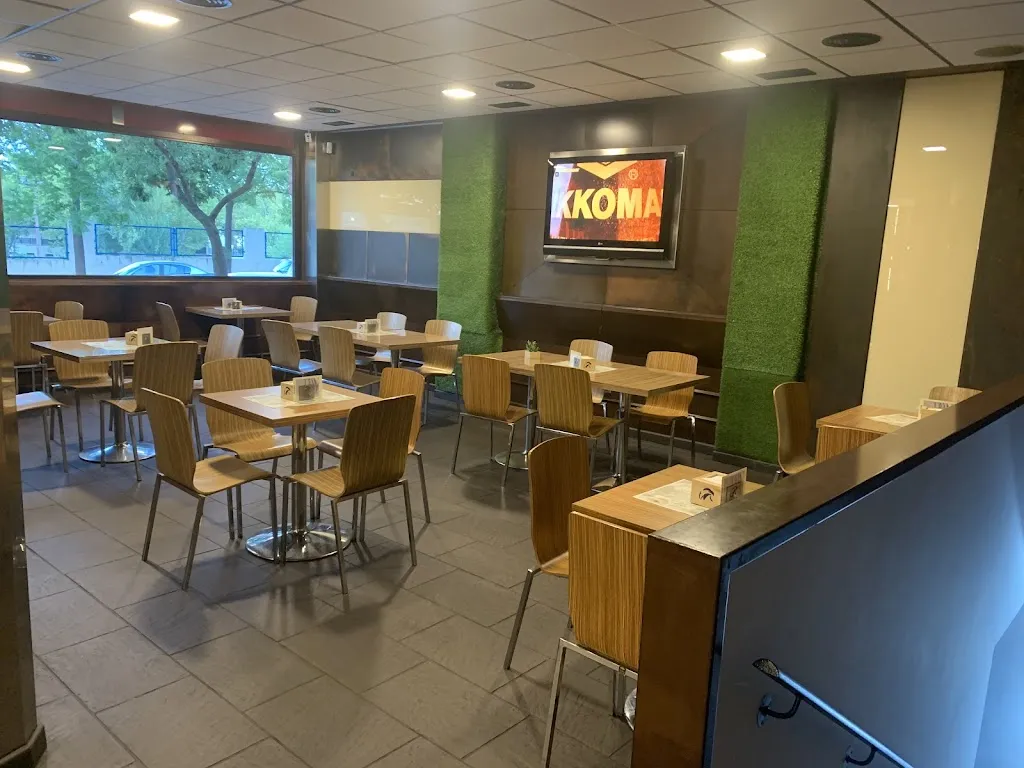 LAS COLMENAS restaurant in Velilla de San Antonio