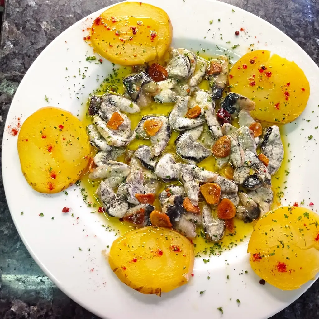 Menu_La tasca de lu_Velilla de San Antonio_image_4