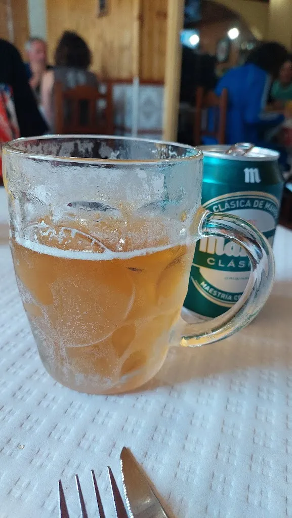 Menu_Bar El Polígono_Velilla de San Antonio_image_2