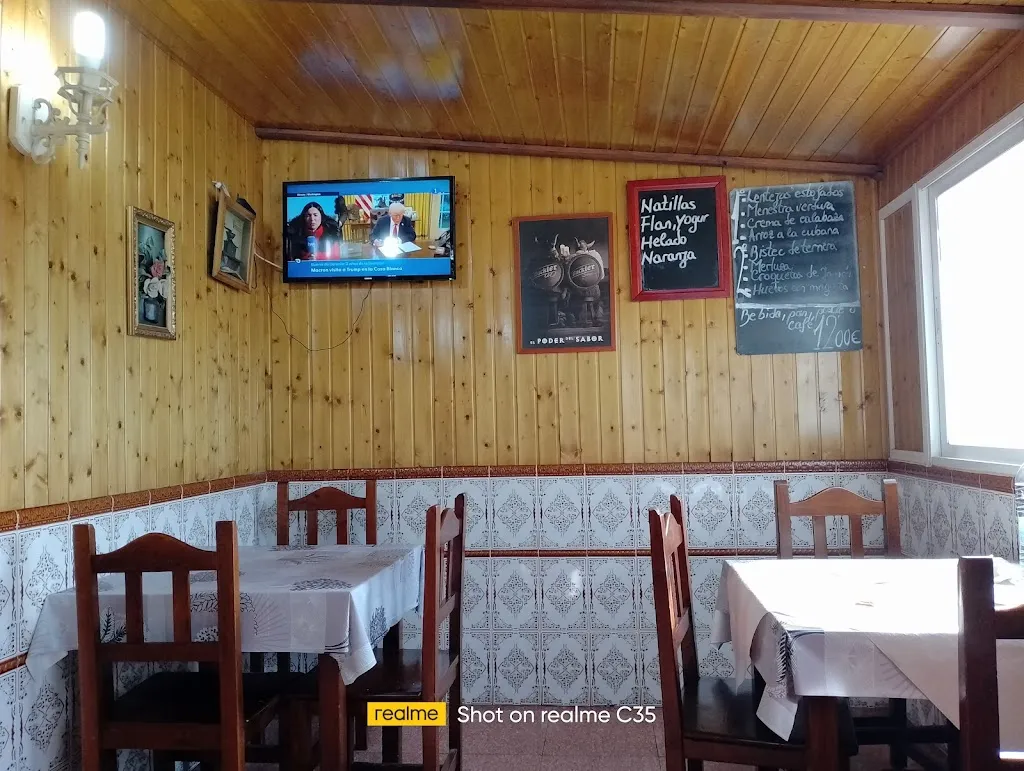 Bar El Polígono_Velilla de San Antonio_slider_image_1