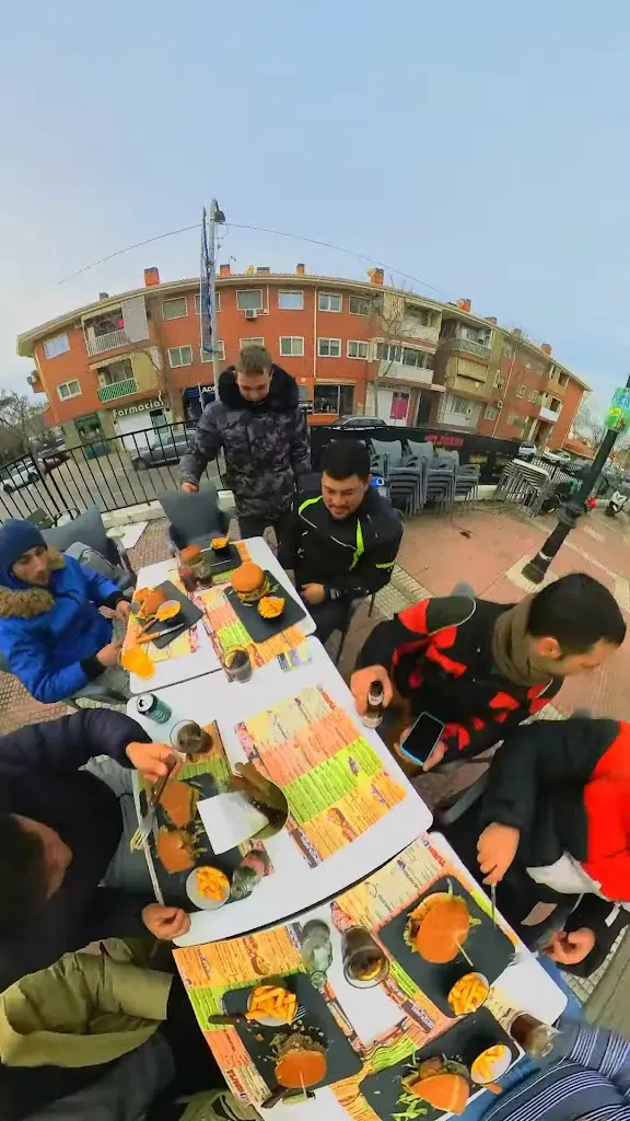 Tijuana Velilla_Velilla de San Antonio_slider_image_2