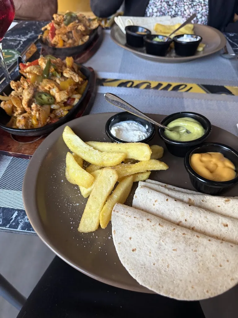 Paige_Rogues kitchen_Orihuela_Bewertung