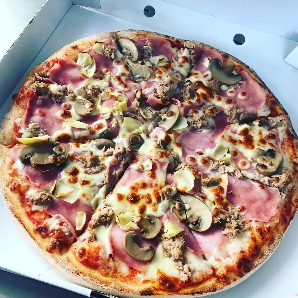 Menu_Capricco pizzería kebab_Velilla de San Antonio_image_2