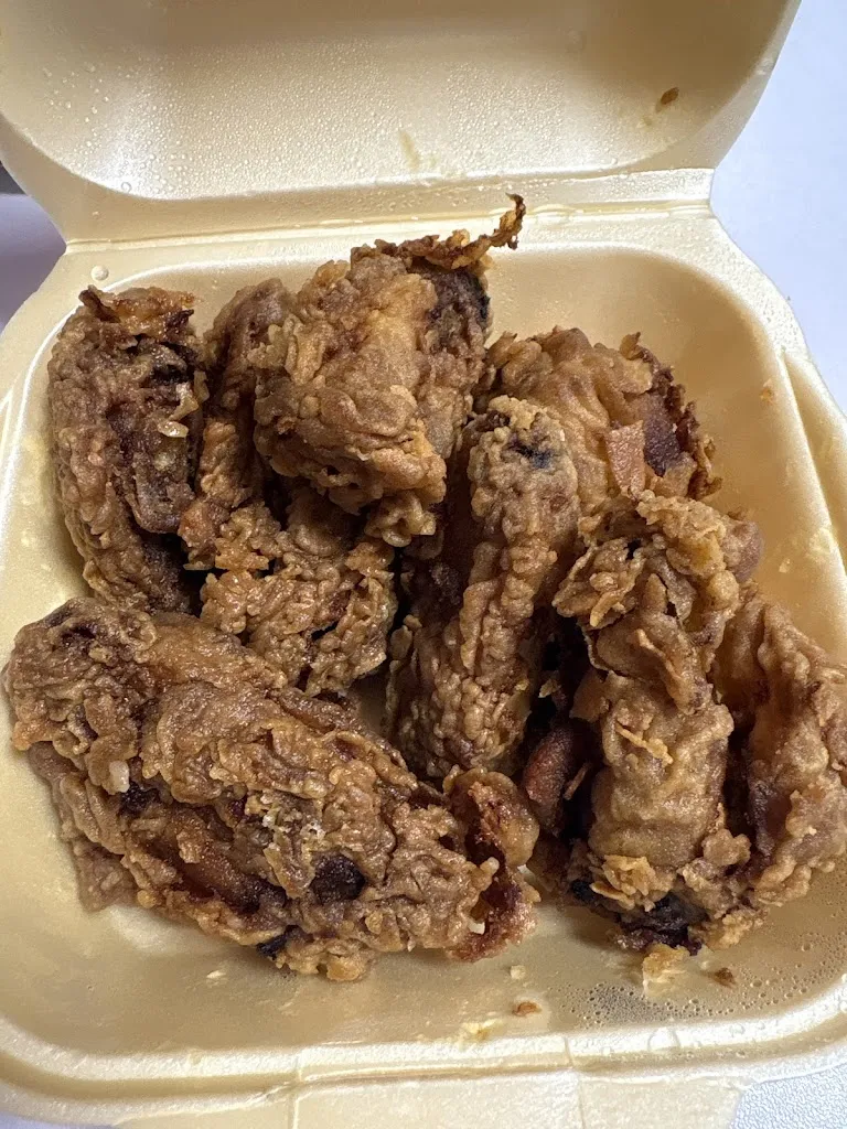 Sorin Gabi_Capricco pizzería kebab_Velilla de San Antonio_review