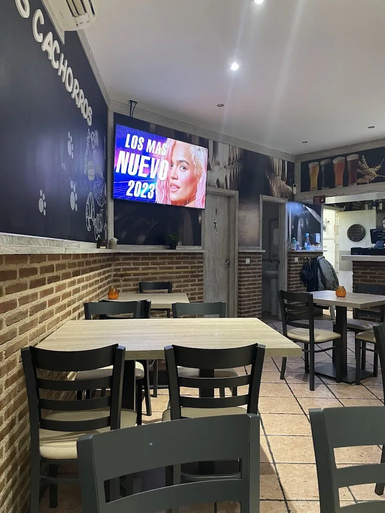 Jesus Campos Fotografia_Mesón Los Cachorros_Velilla de San Antonio_review