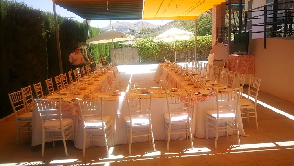 Juan Manuel Verdugo Arrebola_Bar Piscina Alfarnate_Alfarnate_review