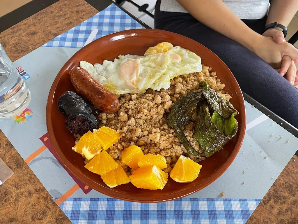 Vera Cahucholas_Nuevo Mesón de la Villa de Alfarnate_Alfarnate_review