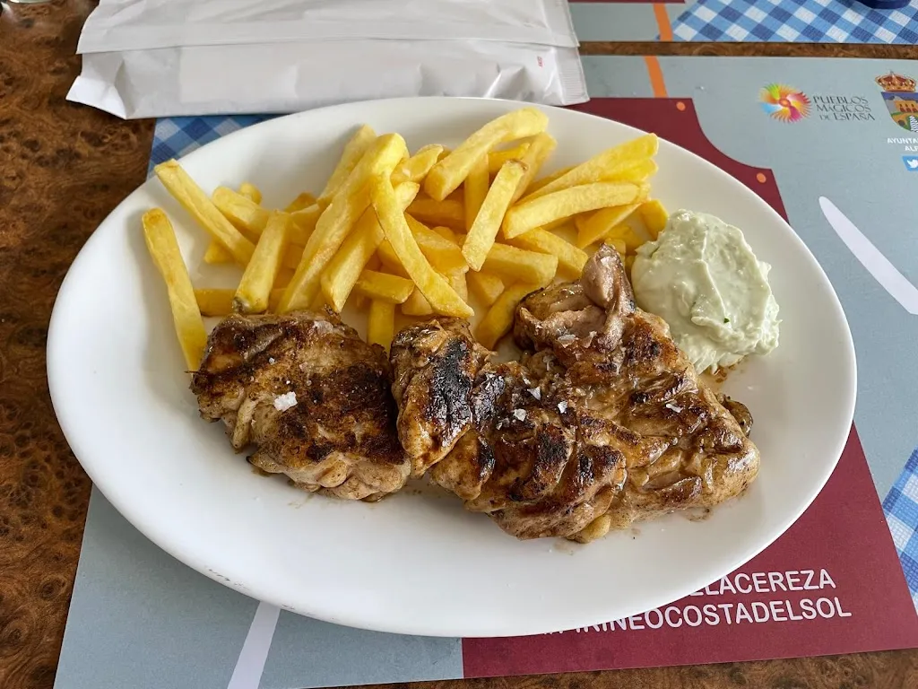 Nuevo Mesón de la Villa de Alfarnate_Alfarnate_slider_image_2