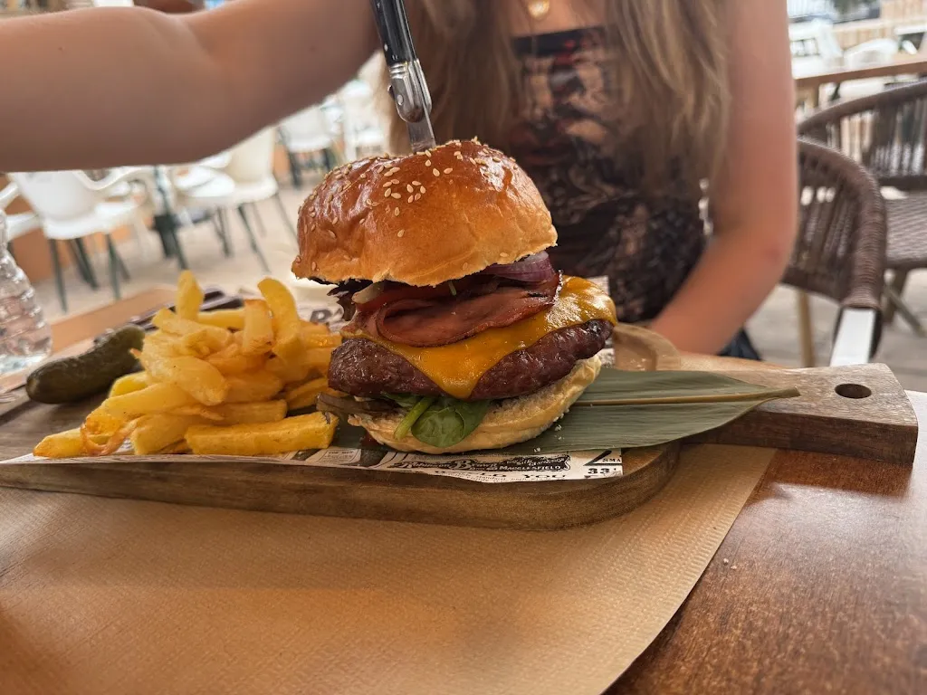 Christian Williams_Café-Bar Restaurante Enrique_Alcaucín_review