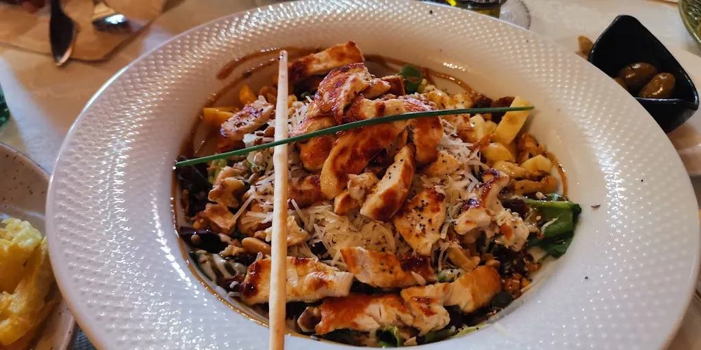 Alain Leneveu_Mesón Sara_Alcaucín_review