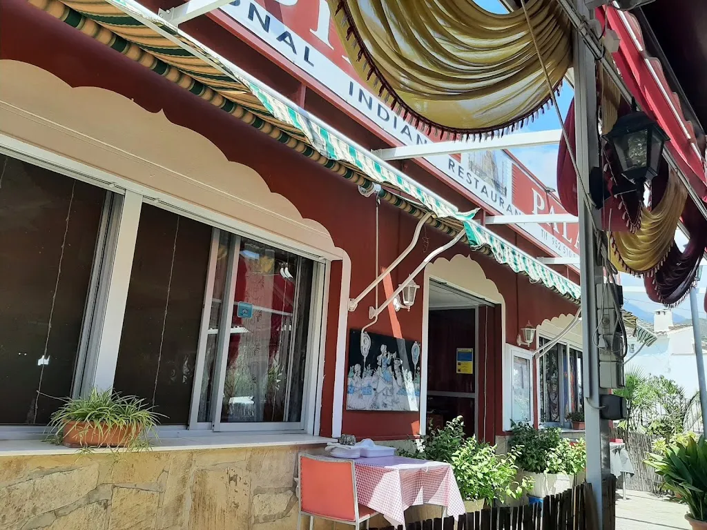 Pirkko Kiviluoto_Restaurant Indian Palace_Alcaucín_review