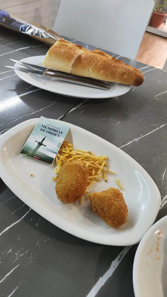 Pedro Nicolás Aroca_Como en casa_Valdemoro_review