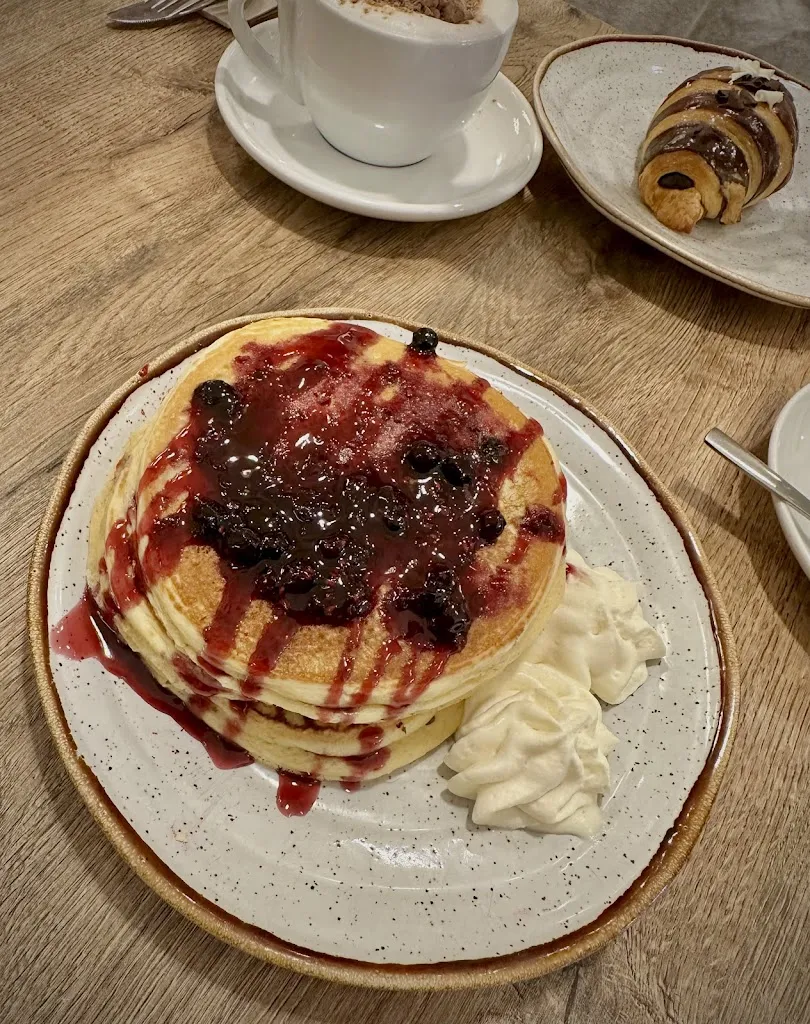 Oleksandra Barnovska_La Cheta_Valdemoro_review