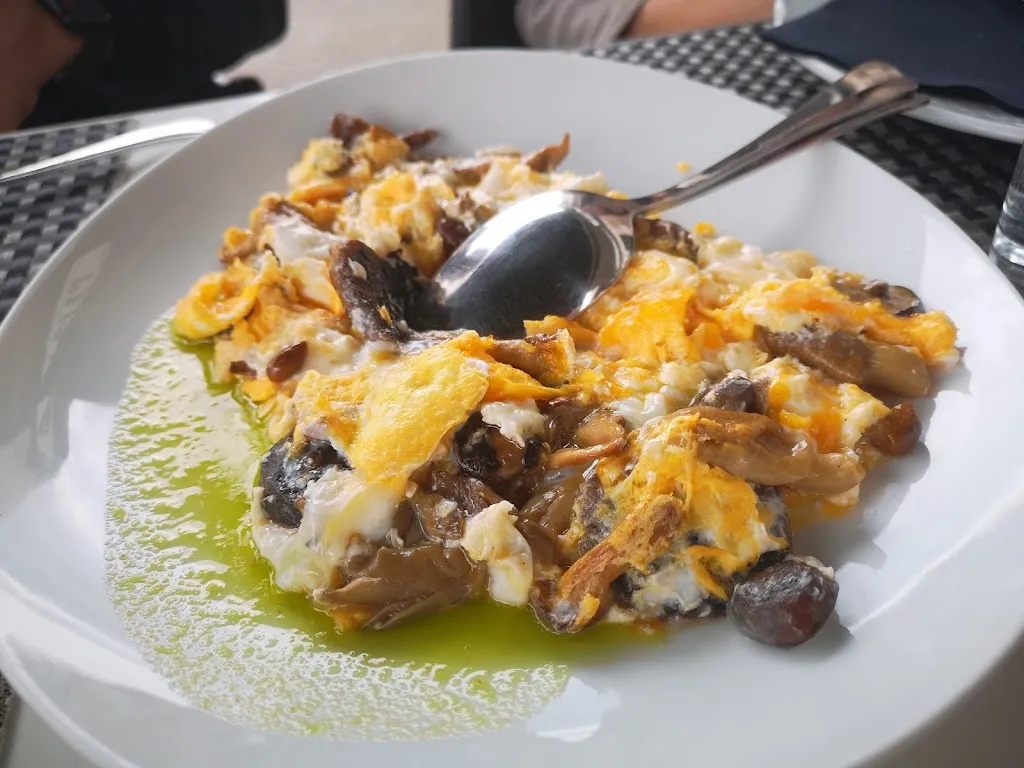 Food Tracker_Restaurante La Perla_Villanueva del Pardillo_review