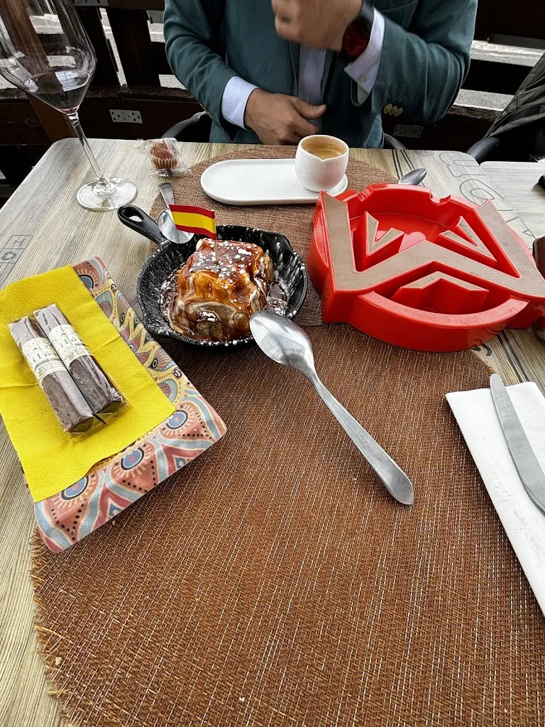 Pablo Gamundi De Rosendo_Refugio Canalla_Villanueva del Pardillo_review