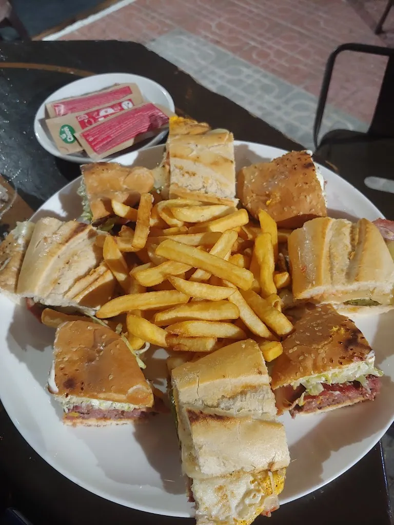 Bar - Restaurante El Porche_Villanueva del Pardillo_slider_image_3