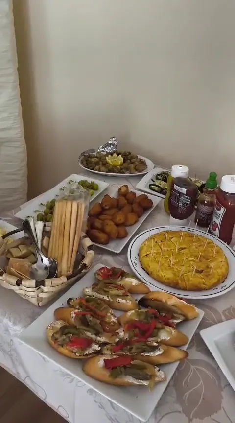 Jose vega garrido_La Tertulia Take Away_Villanueva del Pardillo_review