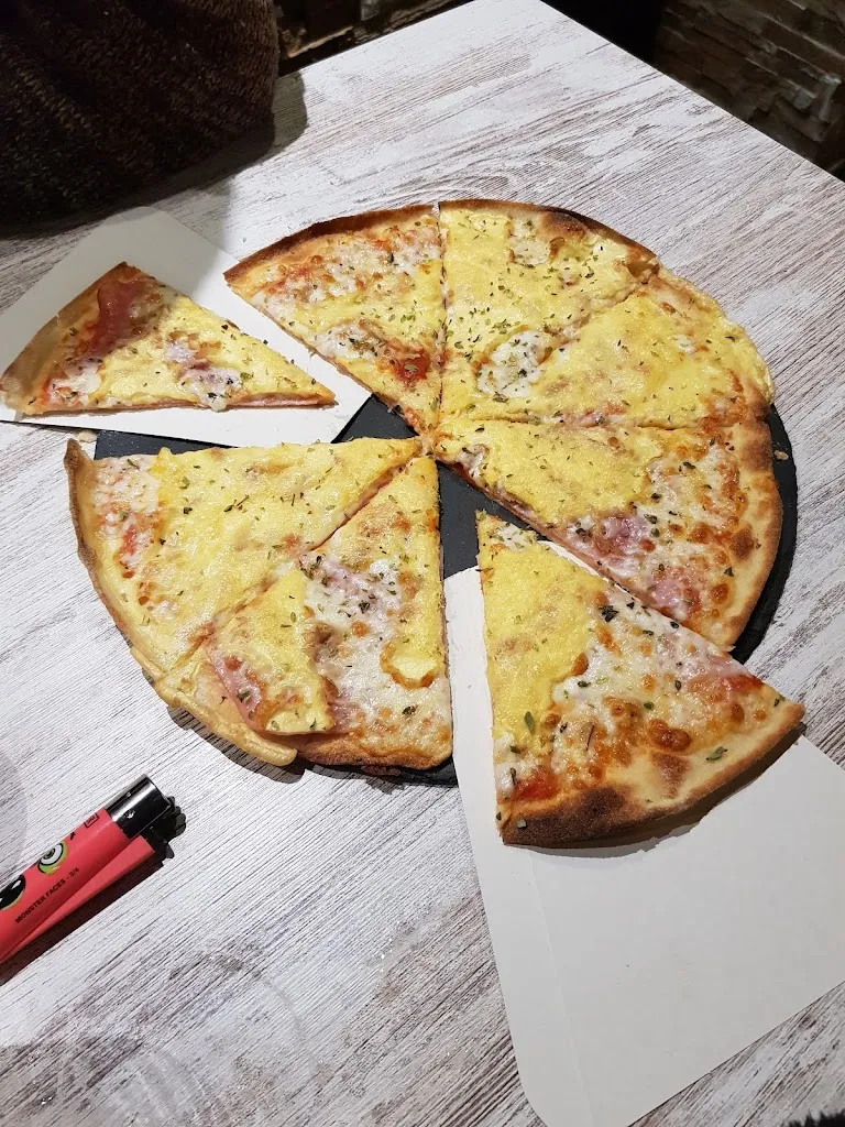 Menu_Pizza y Vino_Villanueva del Pardillo_image_3