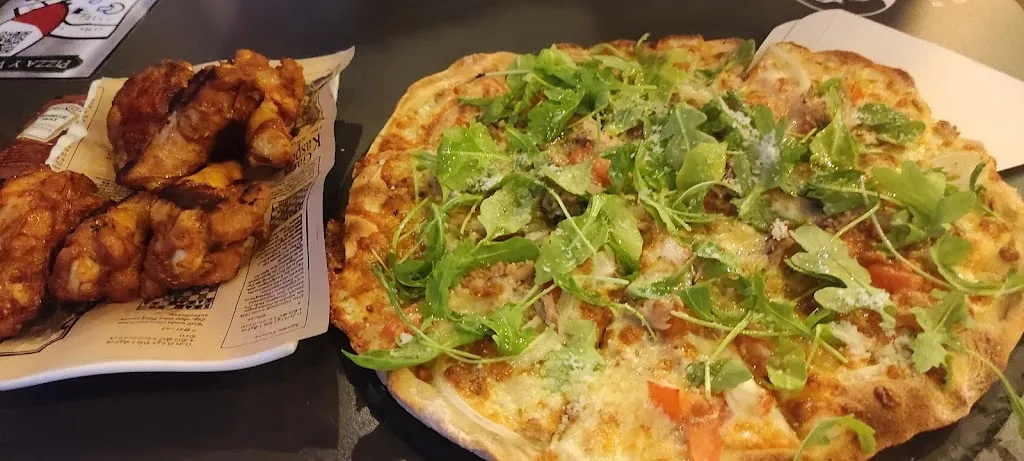 Pizza y Vino_Villanueva del Pardillo_slider_image_3