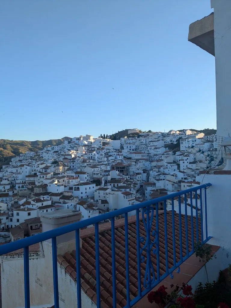 Aditi Mahajan_Restaurante Mabi'J_Almáchar_review