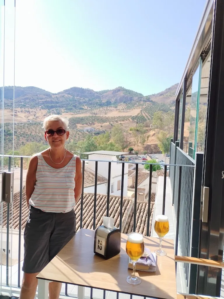 Mr Monkey_LA SEDE_Alora_review