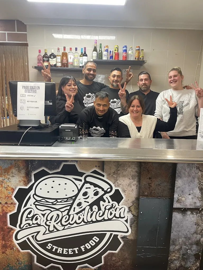 La Revolución Almogía_Almogía_slider_image_1