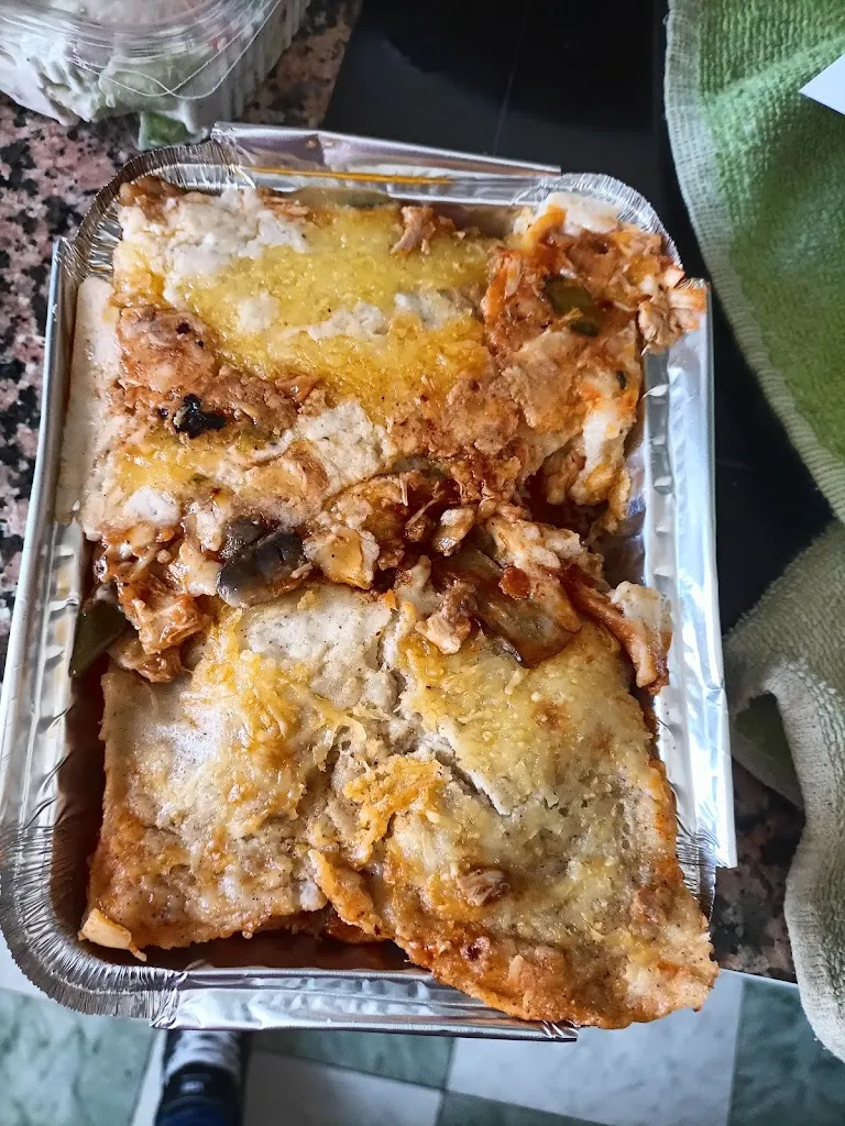 Asador de pollos y comida para llevar "El Laurel" restaurant in Almogía