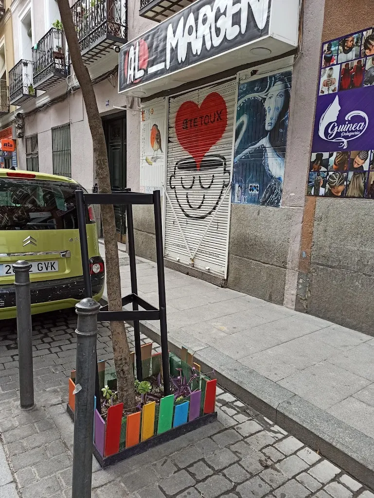 Al Margen_Almargen_slider_image_1