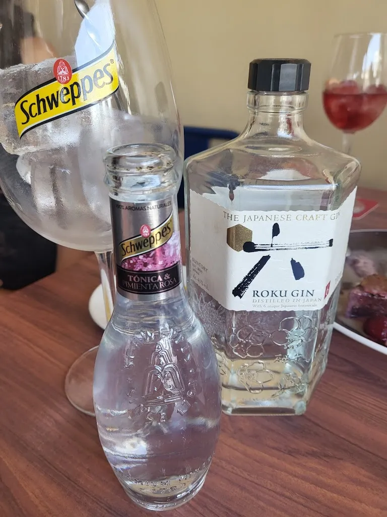 Pascual García Prat_Casa de Comidas Cantarrana_Almargen_review