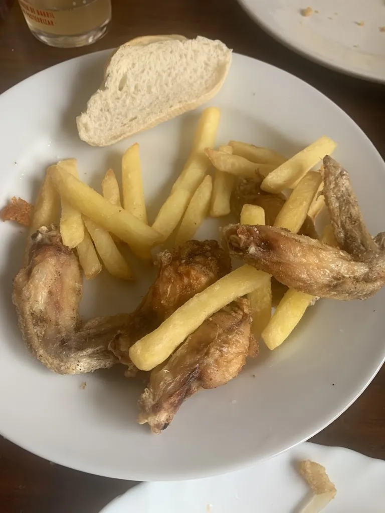 Bar Demetrio_Almargen_slider_image_3