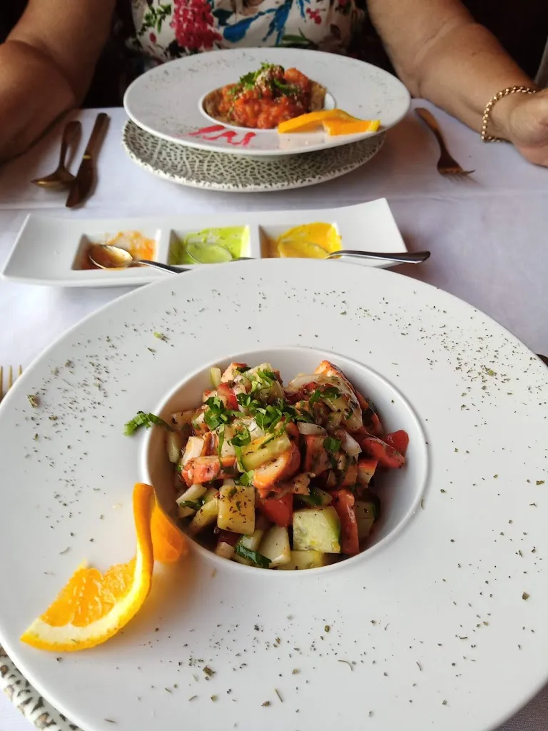 Kenneth Howard Barrass_Restaurante Sabor Hindú_Orihuela_recensione