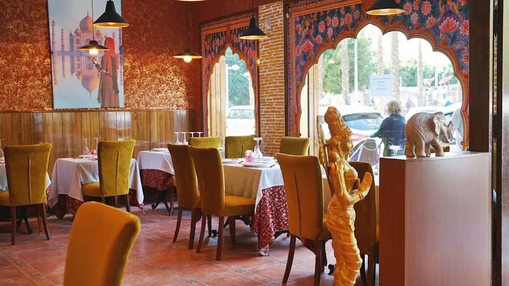 Restaurante Sabor Hindú_Orihuela_slider_image_1