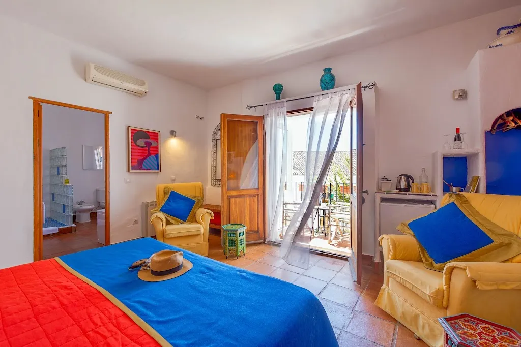 Hotel Los Castaños_Alpandeire_slider_image_3