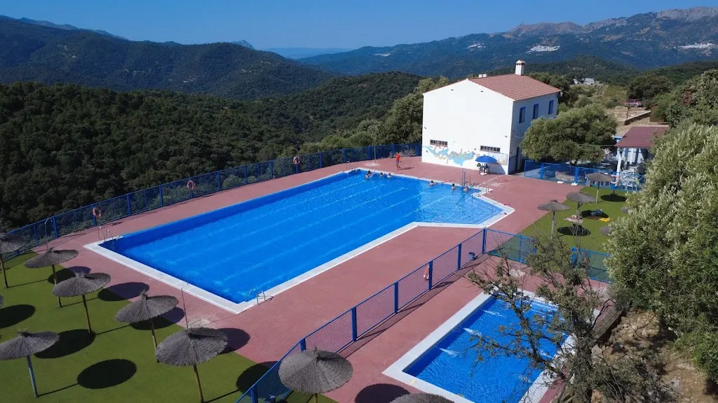 Piscina de Alpandeire_Alpandeire_slider_image_2