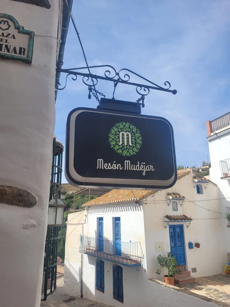 María jose Rojas_Mudéjar Posada&Mesón_Árchez_review