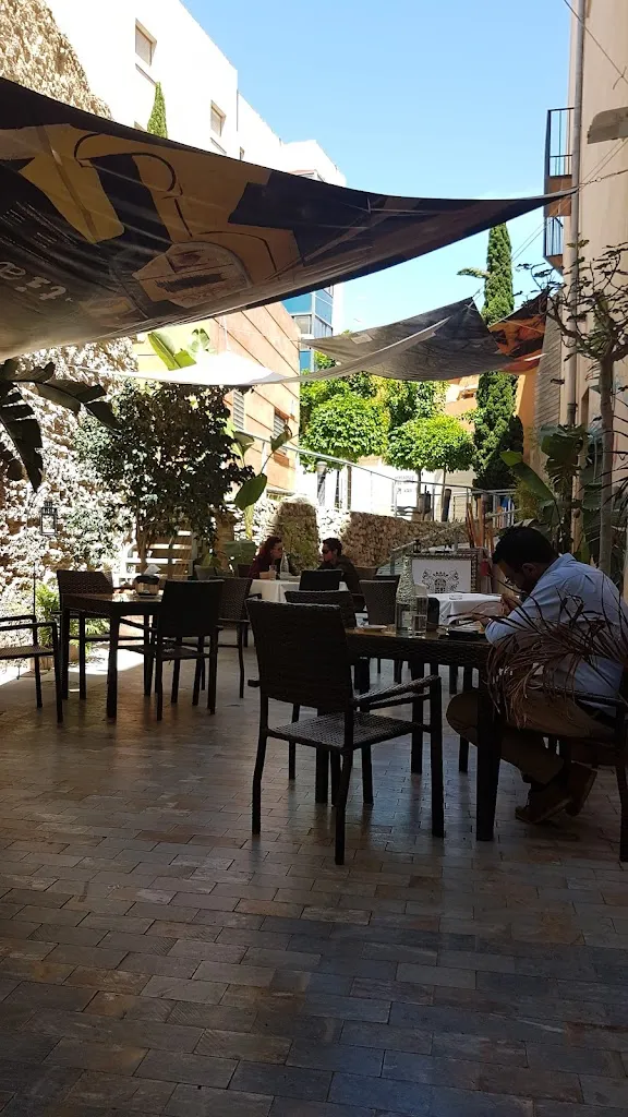 Terraza las Huellas de Miguel Hernández restaurant in Orihuela